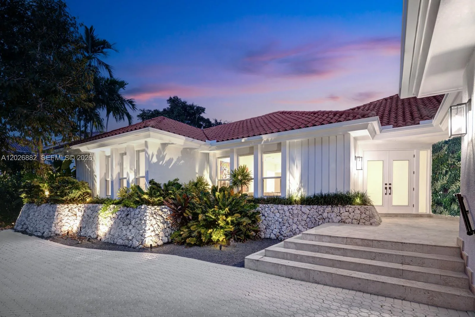 7155 E Lago Dr, Coral Gables, FL 33143