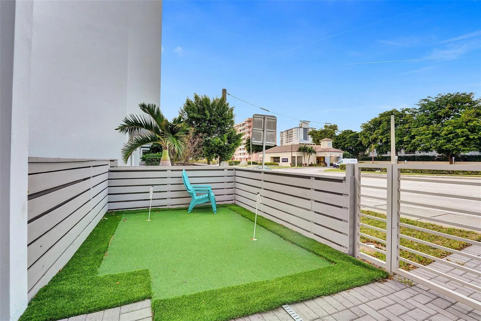 1371 N Ocean Boulevard, Pompano Beach, FL 33062 photo 3