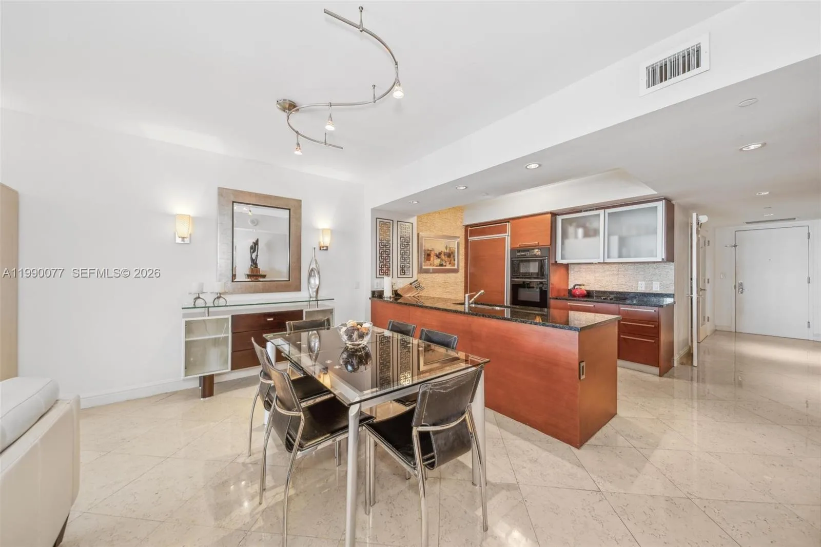 1830 S Ocean Dr # 3111, Hallandale Beach, FL 33009 photo 4