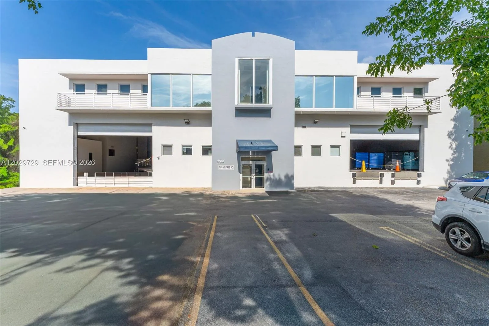 2100 NW 102nd Pl, Doral, FL 33172