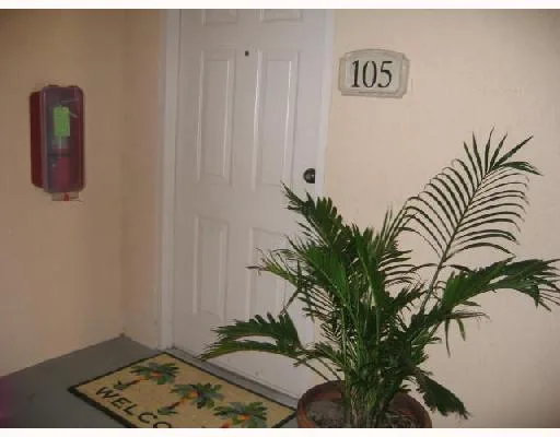 2728 Anzio 105 Court # 105, Palm Beach Gardens, FL 33410 — photo 3 of 36