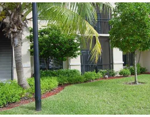2728 Anzio 105 Court # 105, Palm Beach Gardens, FL 33410 — photo 4 of 36