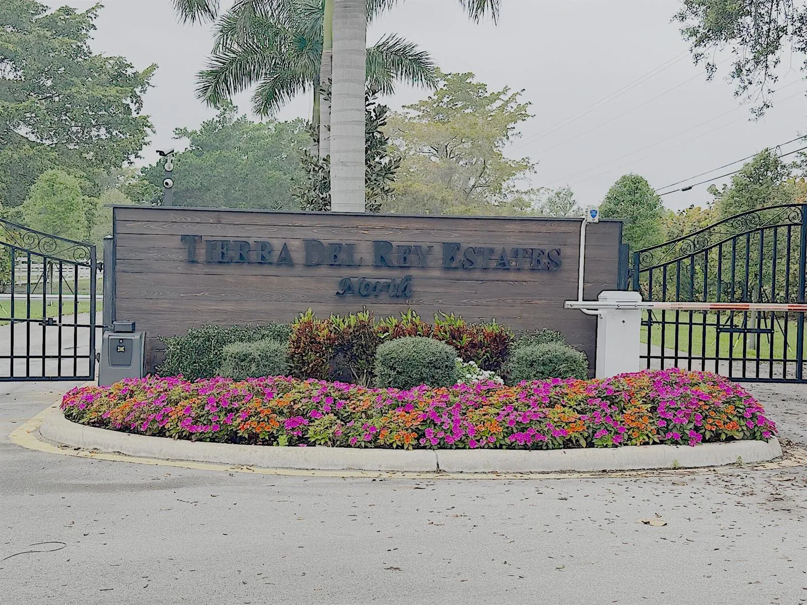 10157 La Reina Road, Delray Beach, FL 33446