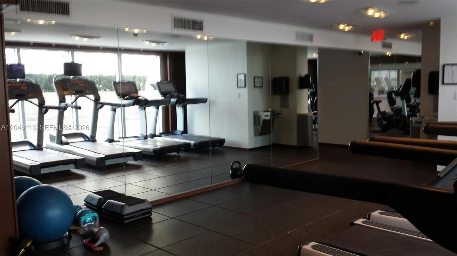325 S Biscayne Blvd # 1420, Miami, FL 33131 photo 13