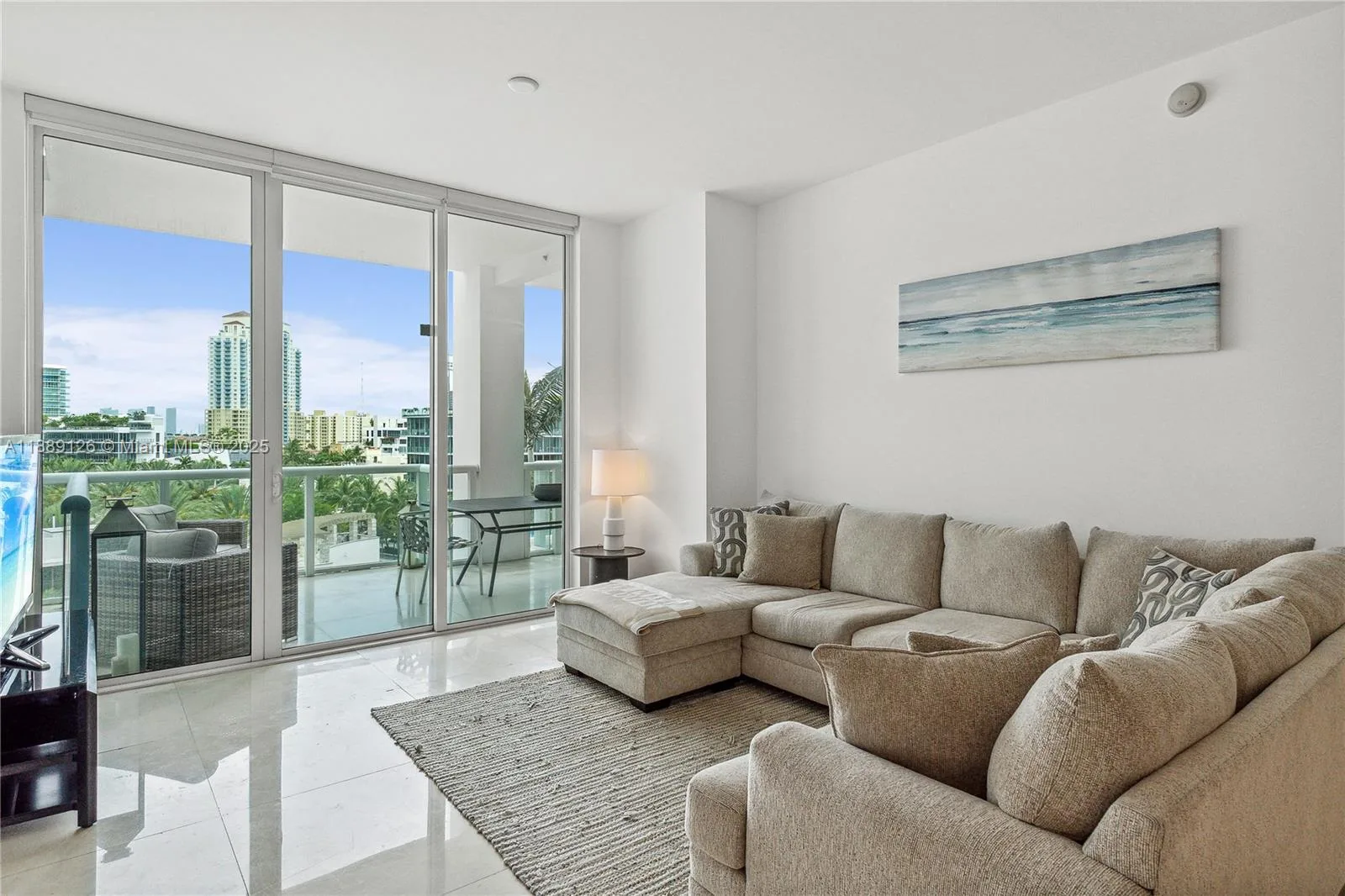50 S Pointe Dr # 805, Miami Beach, FL 33139 photo 2