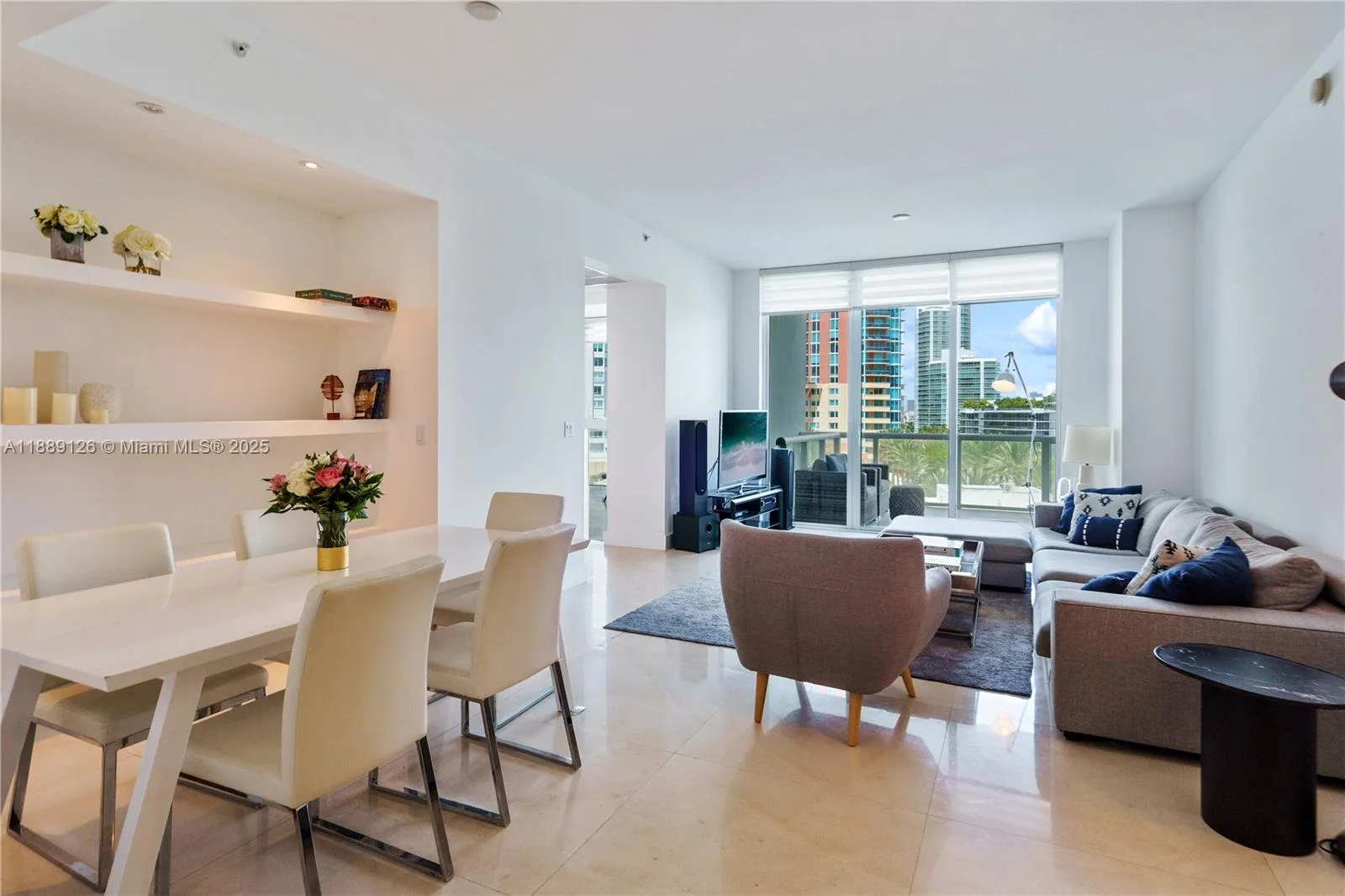 50 S Pointe Dr # 805, Miami Beach, FL 33139 photo 4