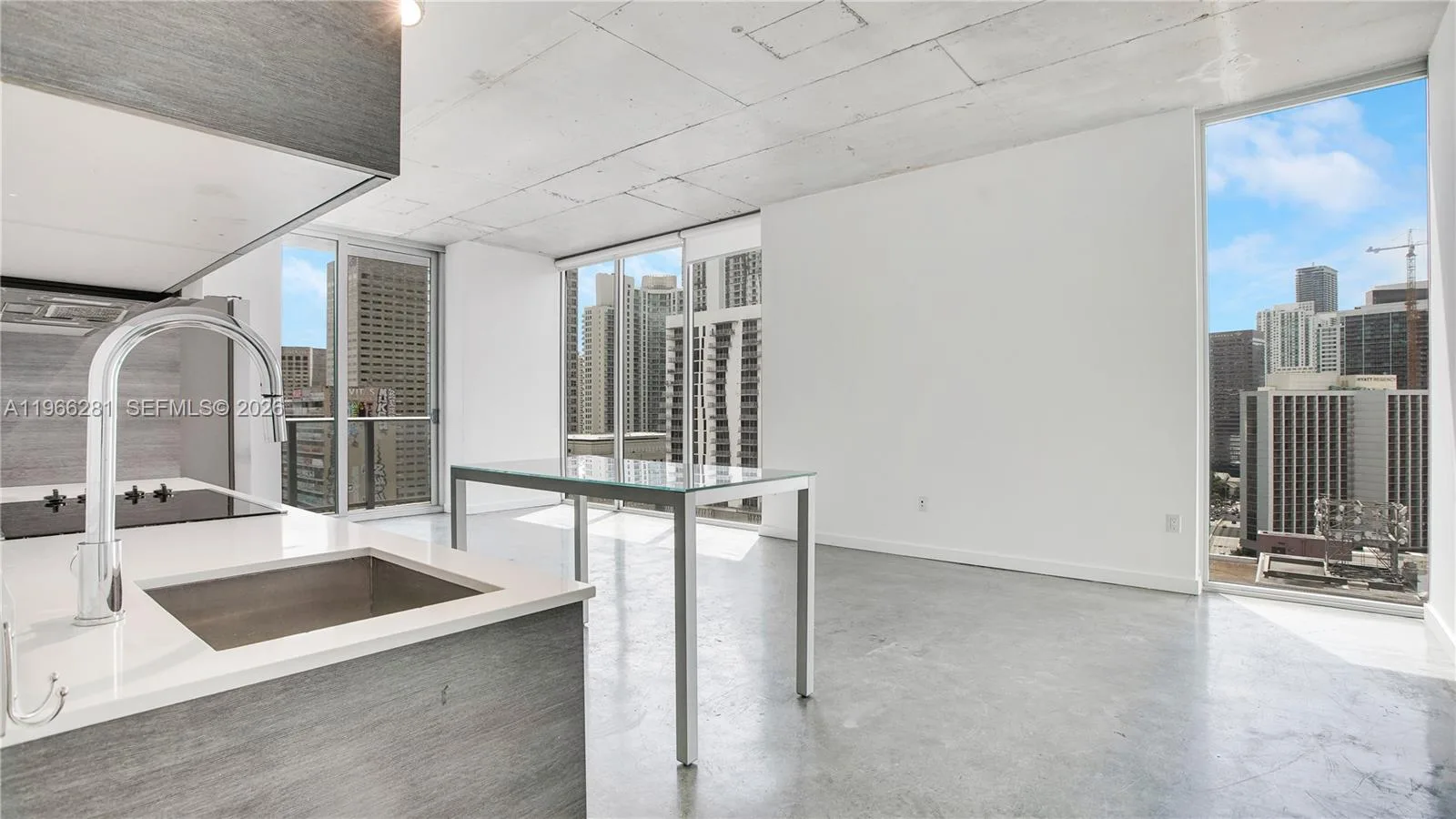 151 SE 1st St # 2101, Miami, FL 33131 photo 7