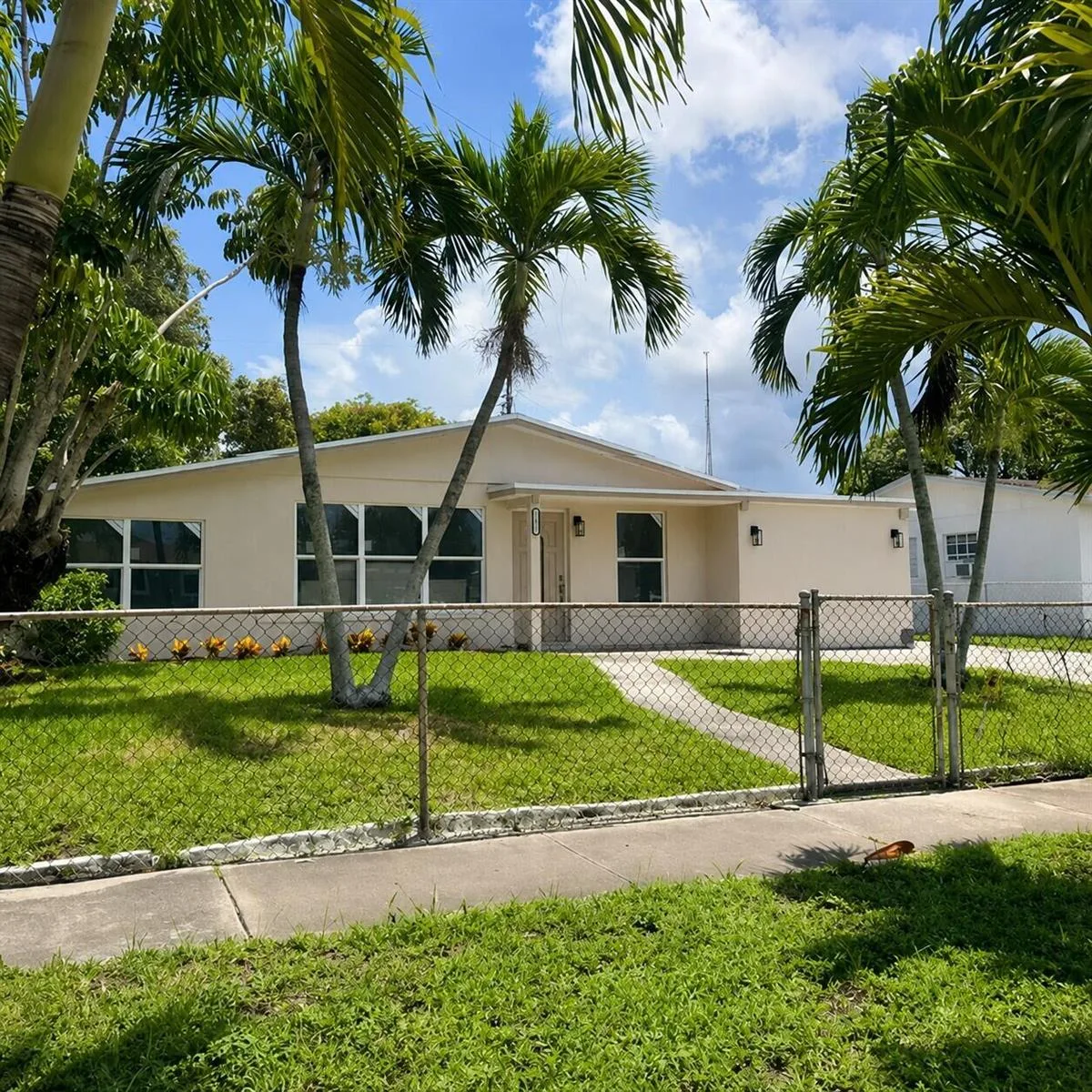 1321 W 3rd Street, Riviera Beach, FL 33404