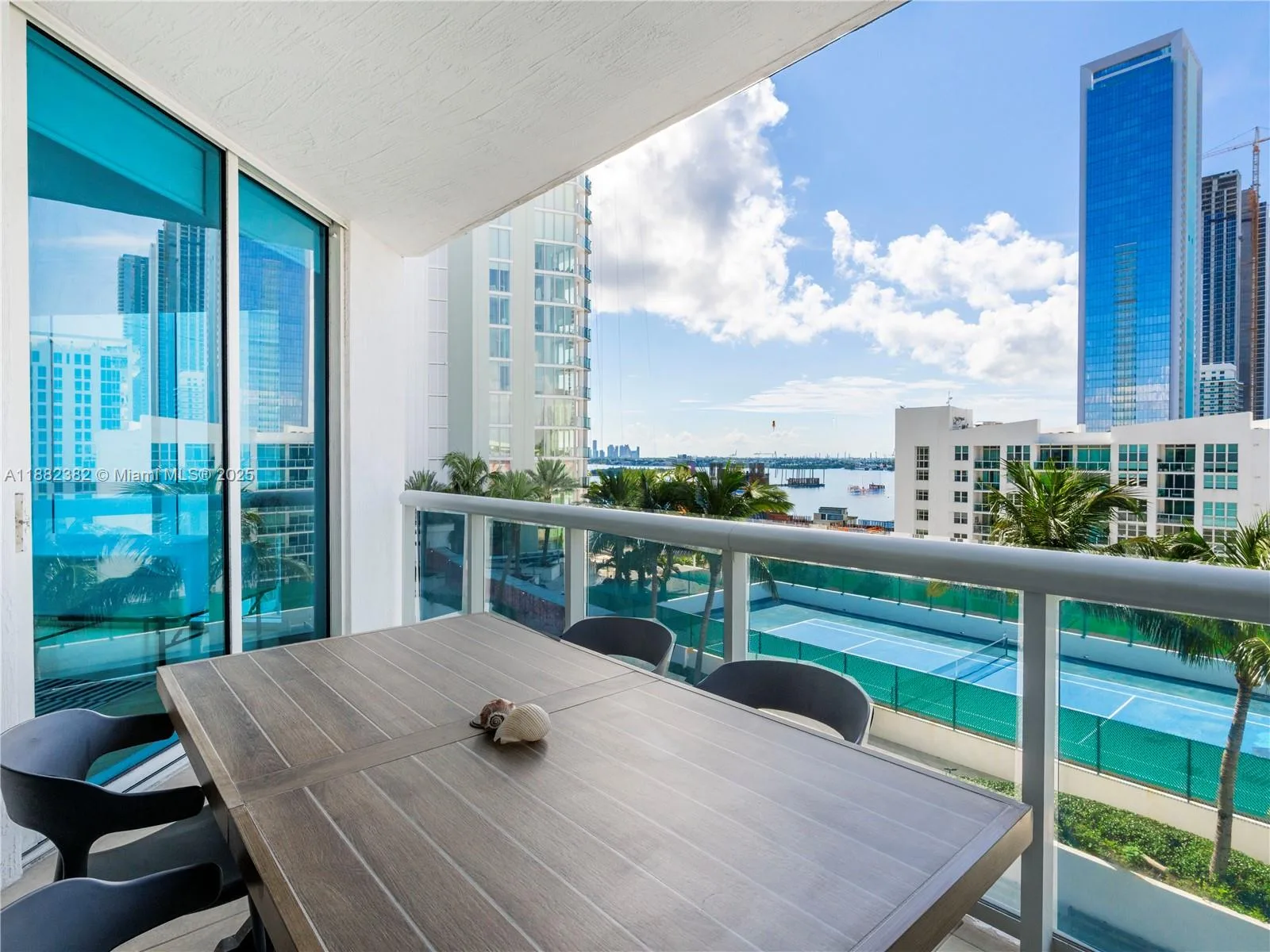 480 NE 30th St # 1103, Miami, FL 33137