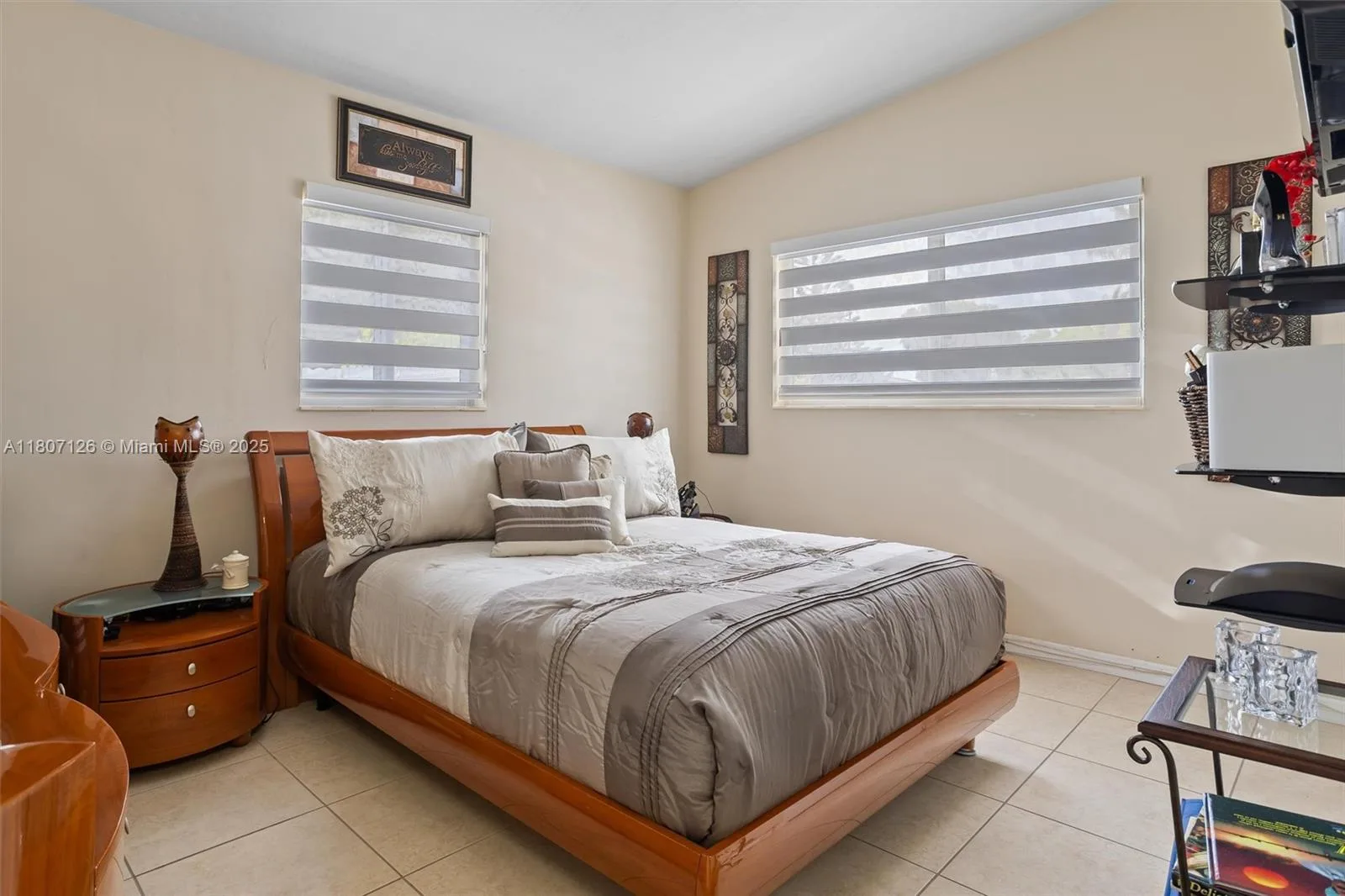 881 NW 177th Ter, Miami Gardens, FL 33169 photo 11