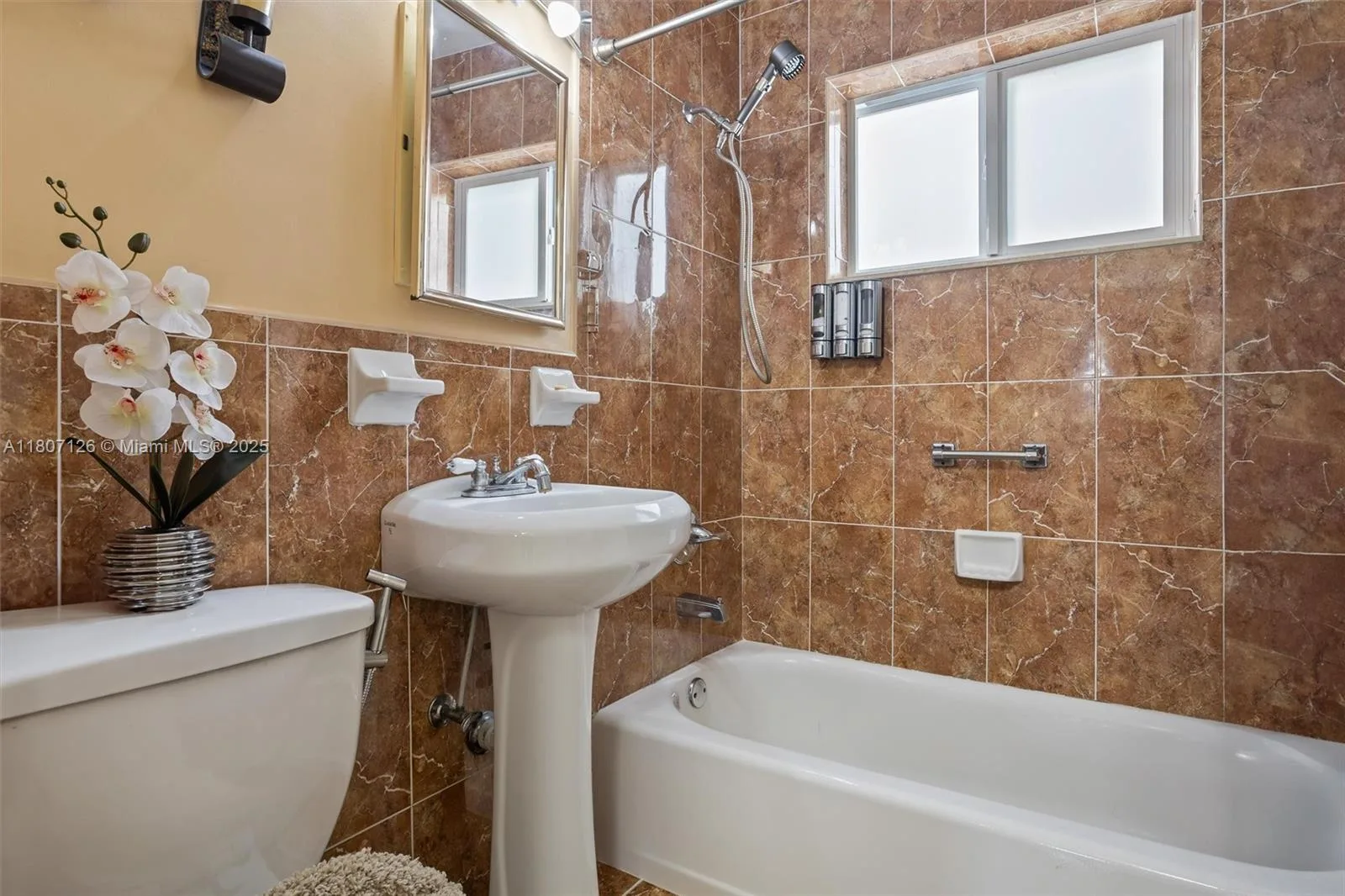 881 NW 177th Ter, Miami Gardens, FL 33169 photo 12