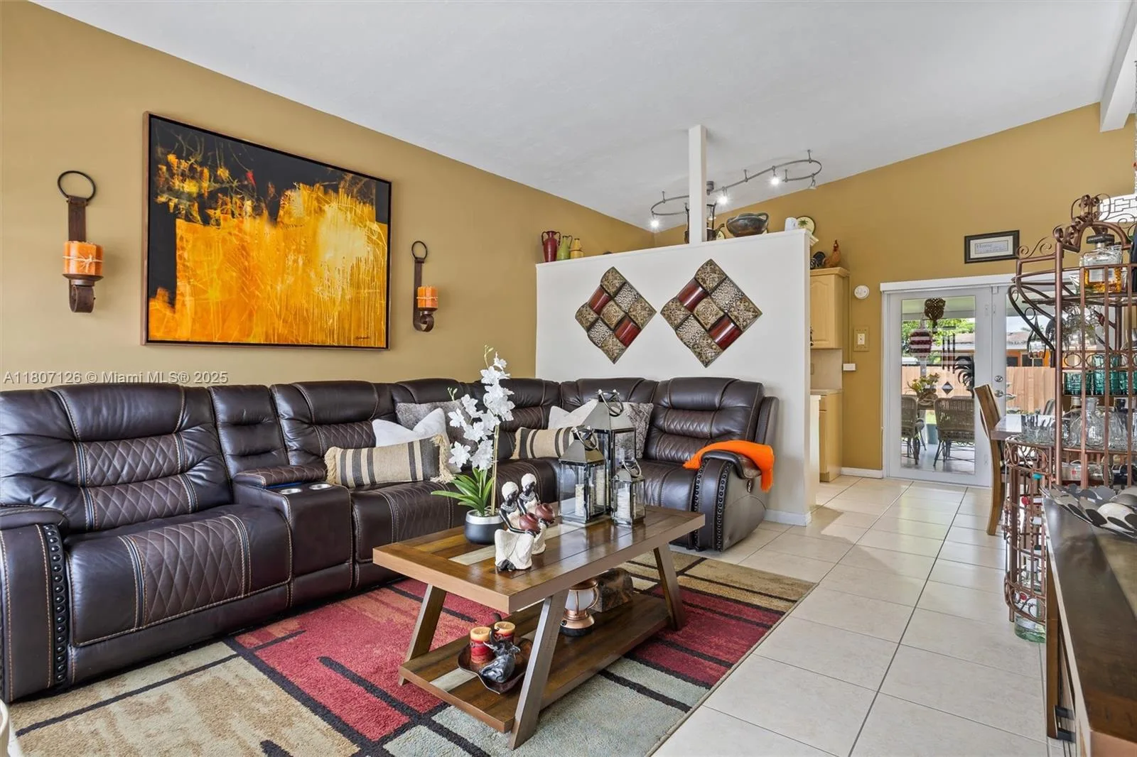 881 NW 177th Ter, Miami Gardens, FL 33169 photo 3