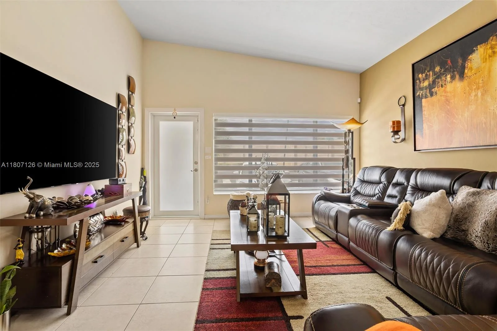 881 NW 177th Ter, Miami Gardens, FL 33169 photo 4
