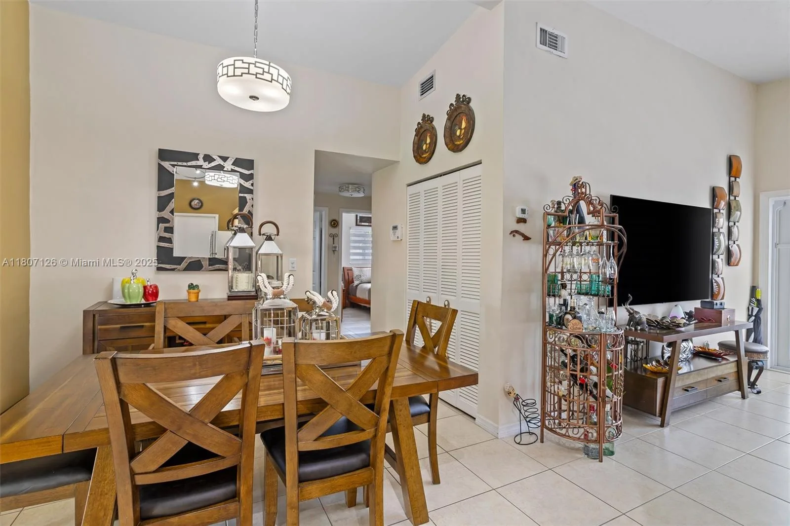 881 NW 177th Ter, Miami Gardens, FL 33169 photo 8