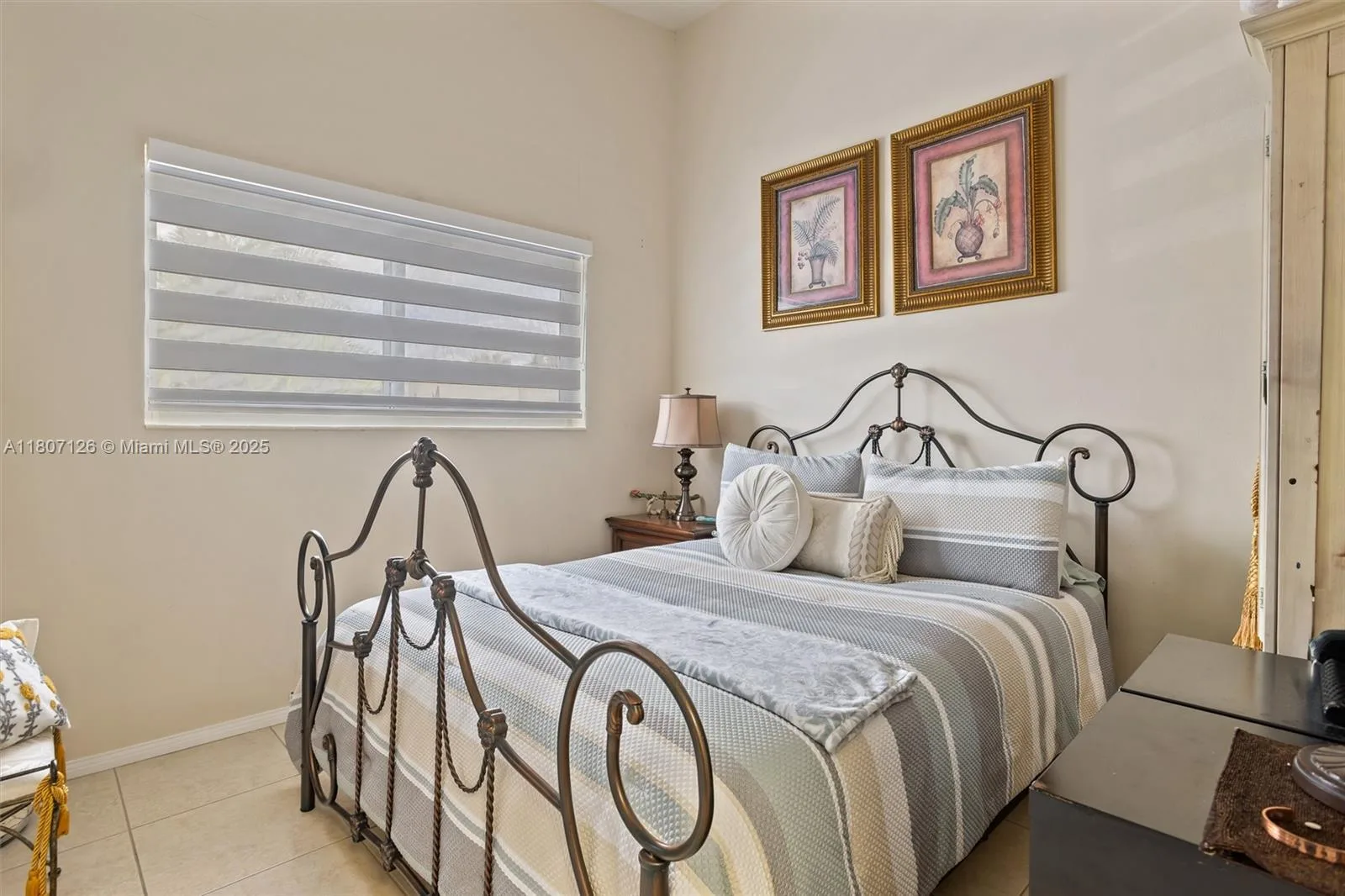 881 NW 177th Ter, Miami Gardens, FL 33169 photo 9