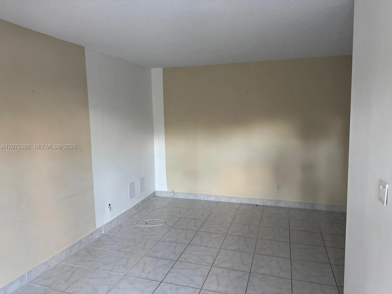 2145 Pierce St # 116, Hollywood, FL 33020