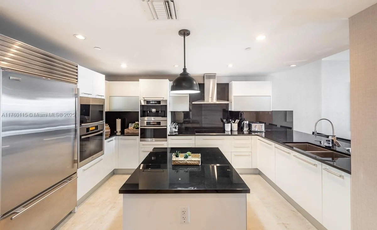 17121 Collins Ave # 904, Sunny Isles Beach, FL 33160 photo 10