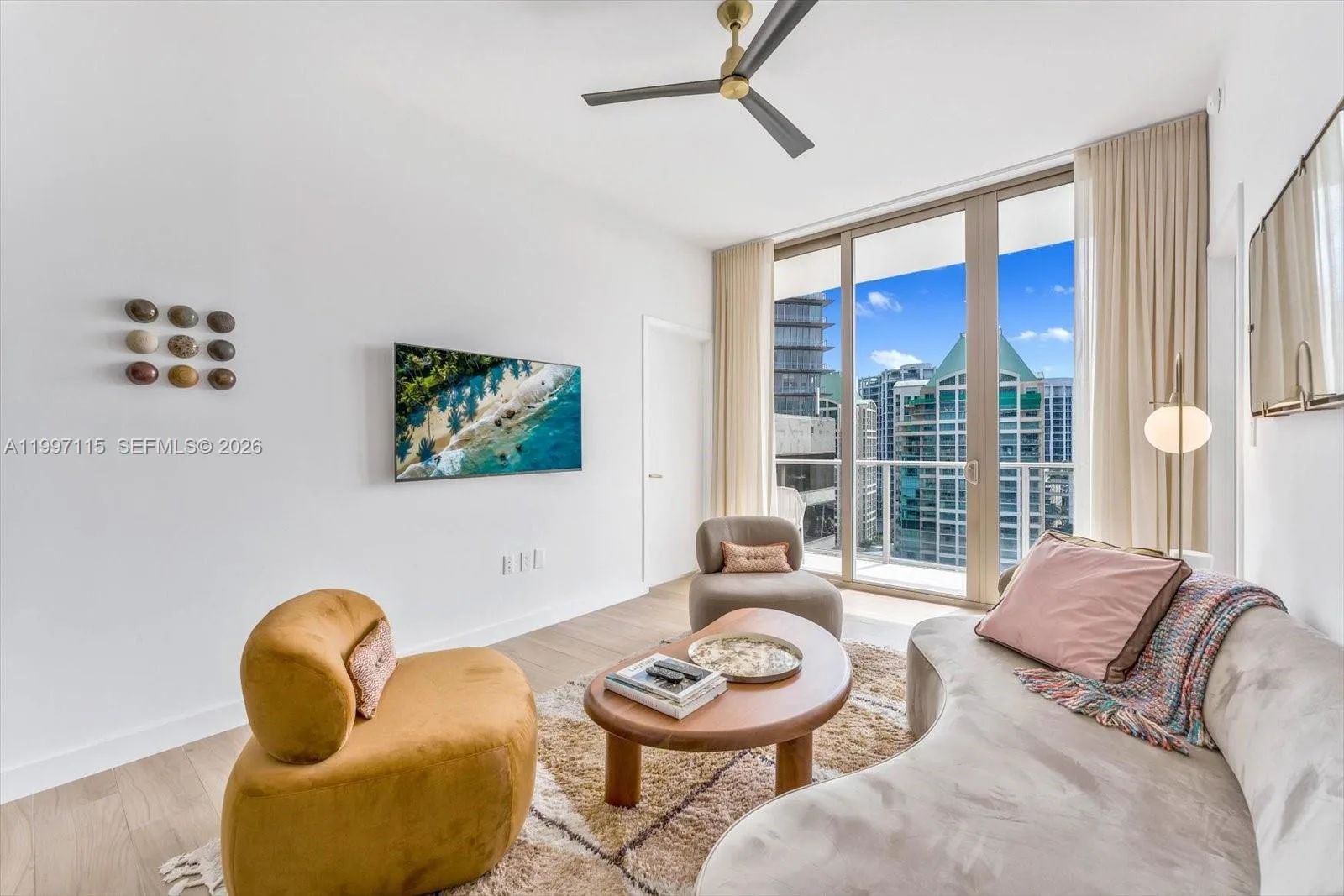 2678 Tigertail Ave # 1505, Miami, FL 33133