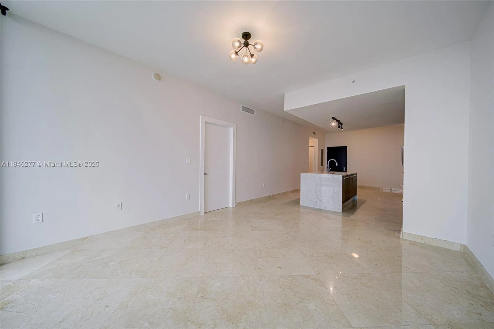 900 Biscayne Blvd # 5203, Miami, FL 33132 photo 13