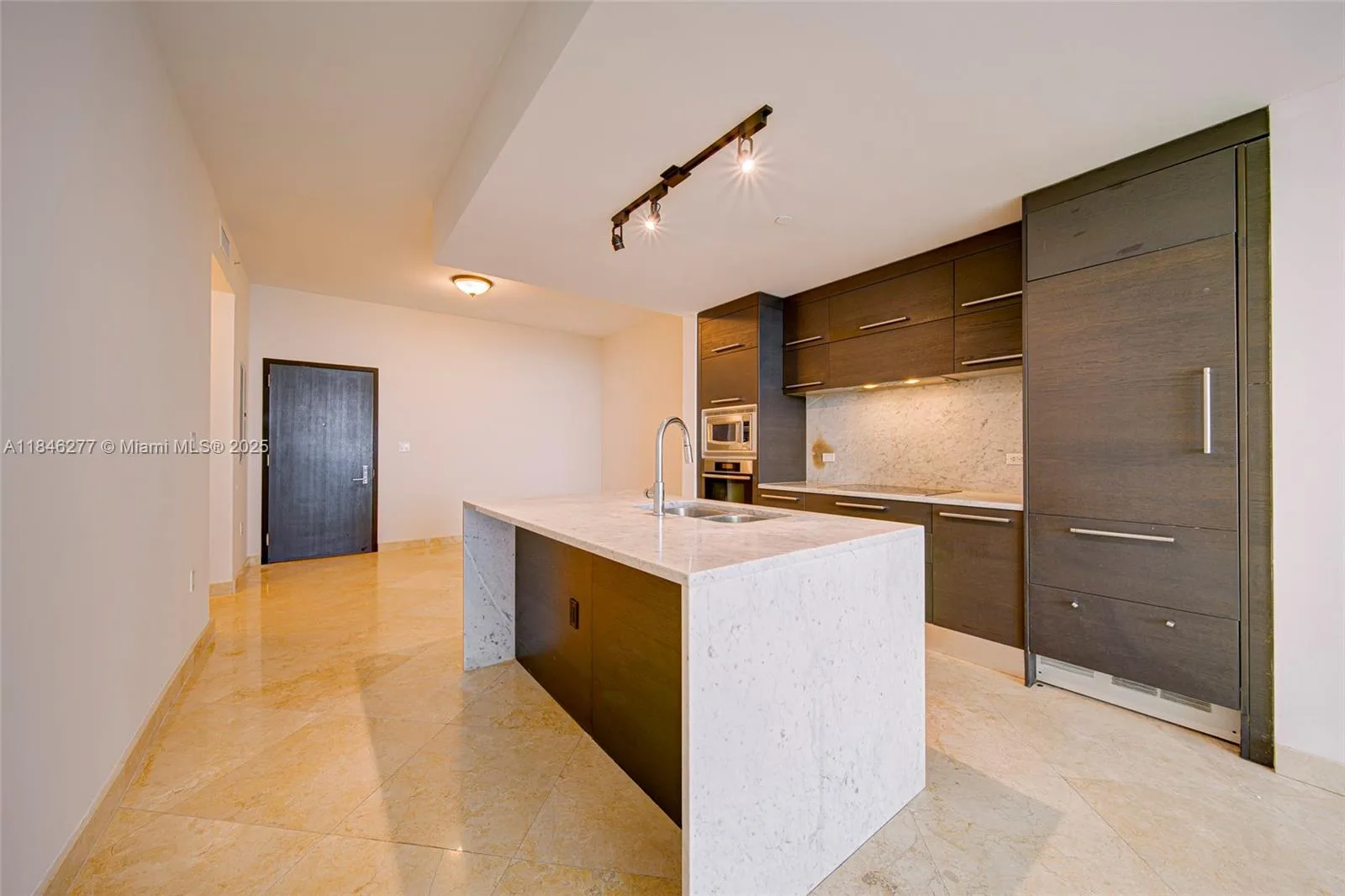 900 Biscayne Blvd # 5203, Miami, FL 33132 photo 8