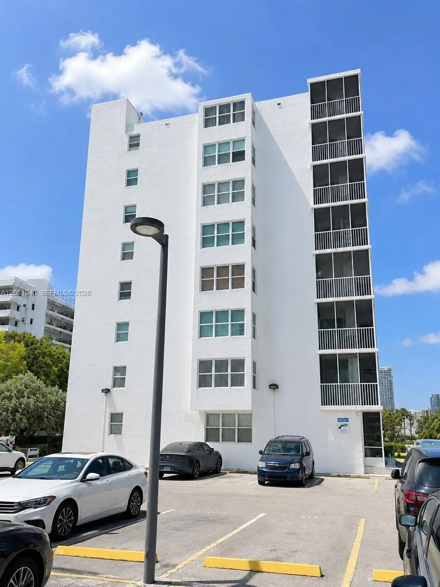 3660 NE 166th St # 805, North Miami Beach, FL 33160 photo 2