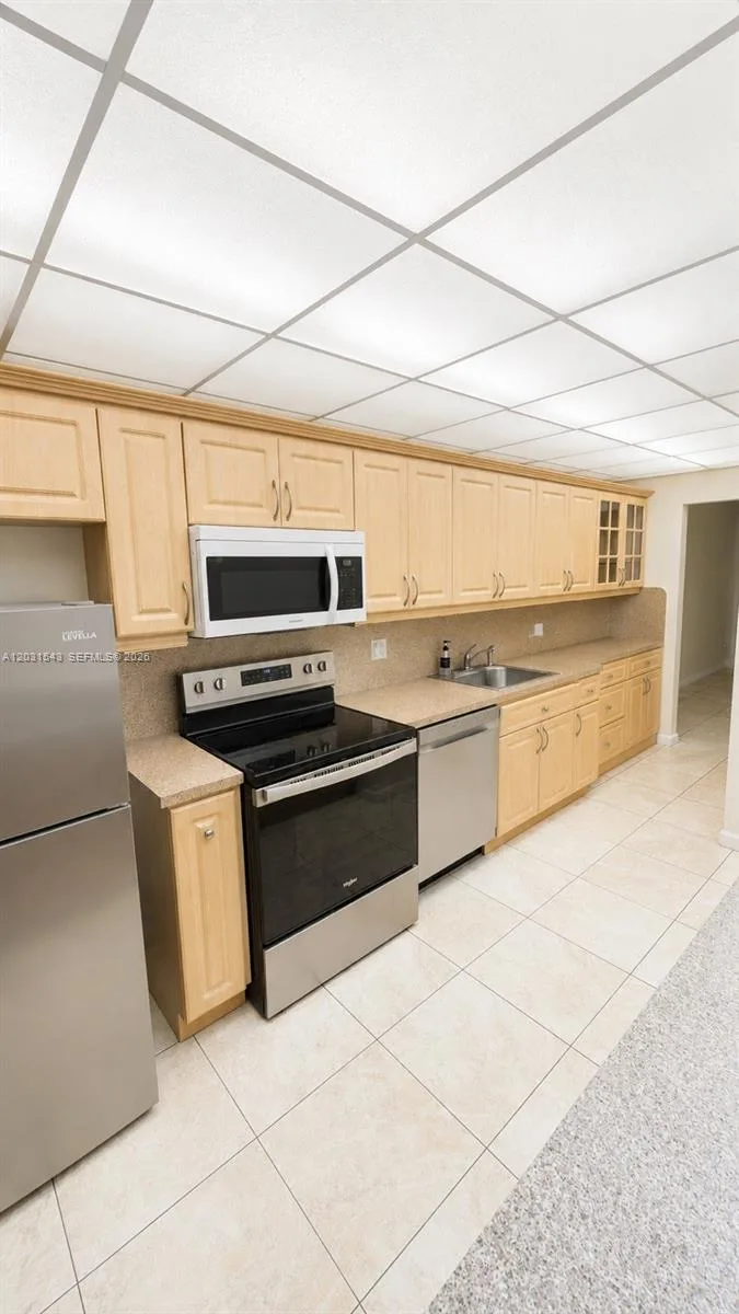3660 NE 166th St # 805, North Miami Beach, FL 33160 photo 9