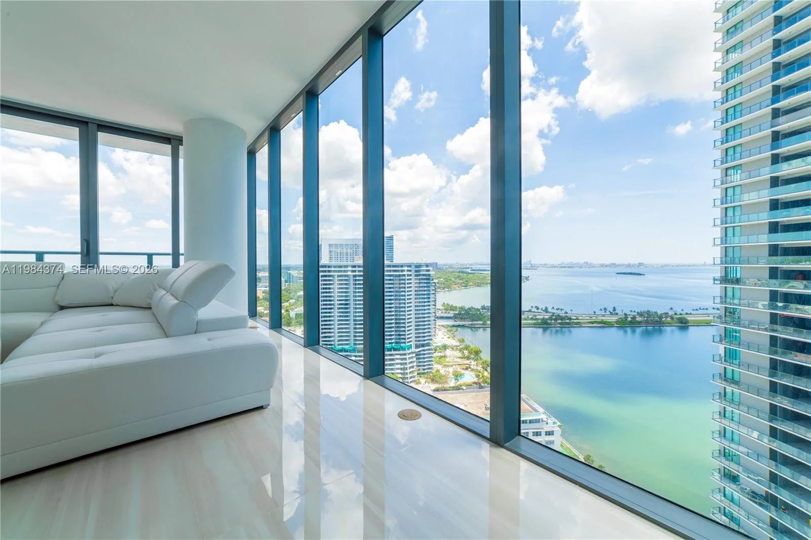 650 NE 32nd St # 2808, Miami, FL 33137 photo 3