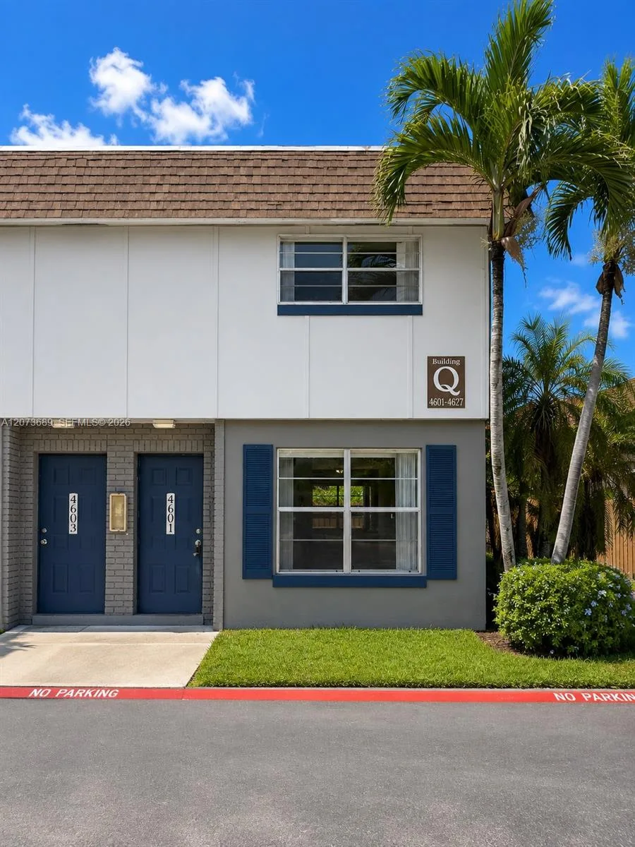 4601 NW 9th Dr # 4601, Plantation, FL 33317
