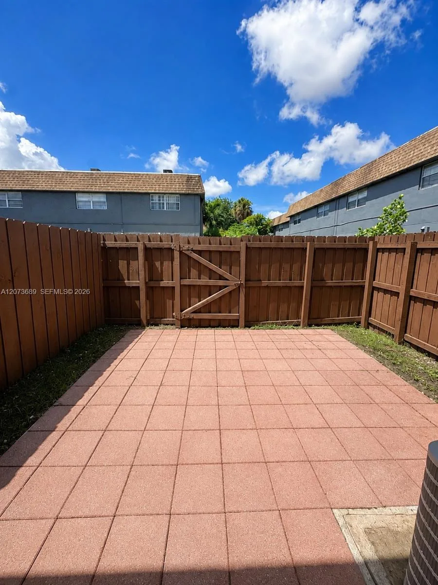 4601 NW 9th Dr # 4601, Plantation, FL 33317 photo 10
