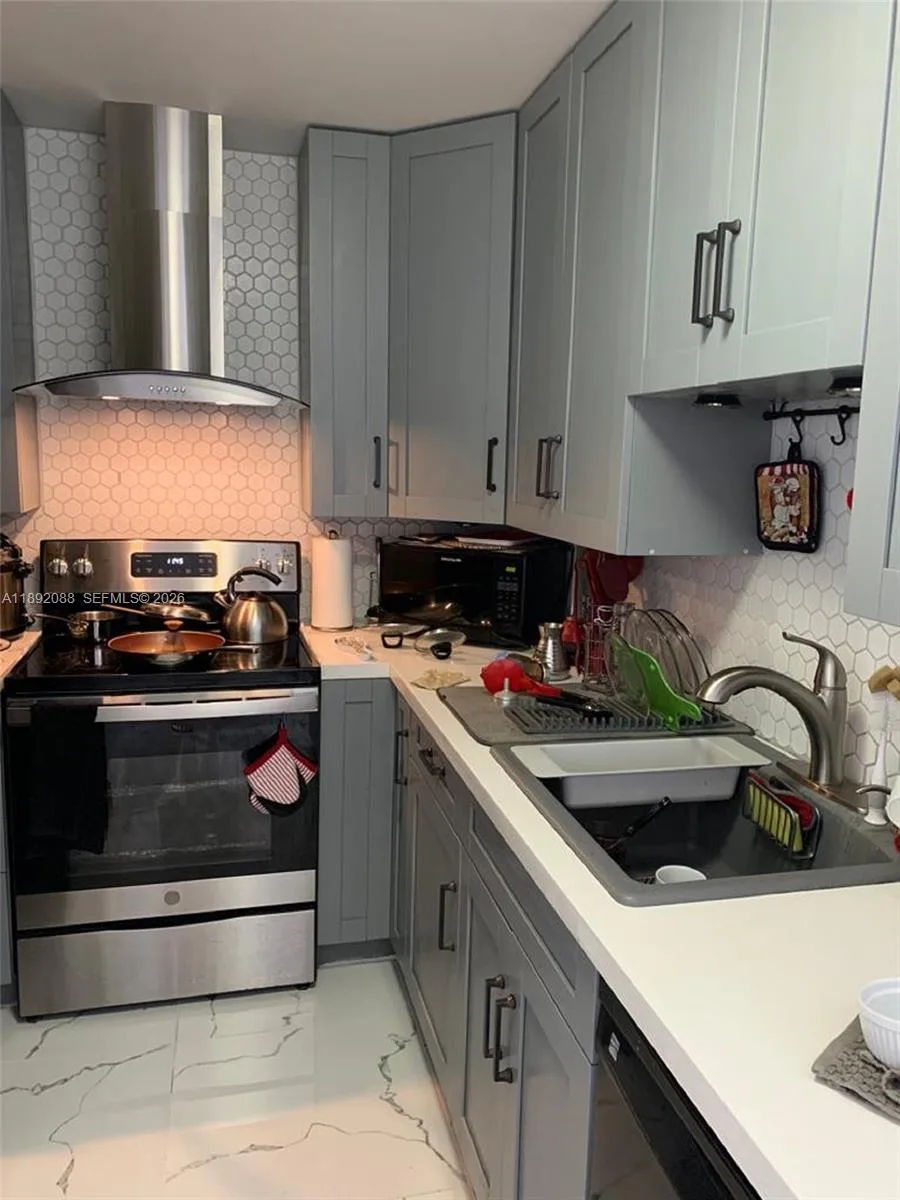 4675 W 18th Ct # 1011, Hialeah, FL 33012 photo 4