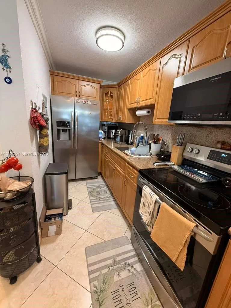 5501 NW 7th St # E207, Miami, FL 33126 photo 8