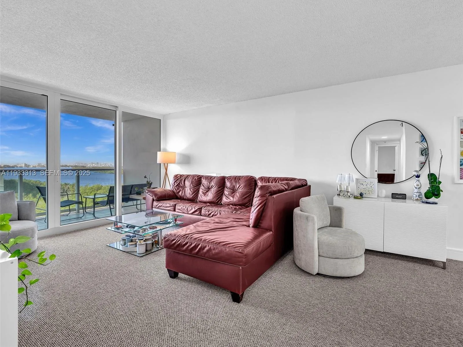 100 Bayview Dr # 1025, Sunny Isles Beach, FL 33160 photo 4