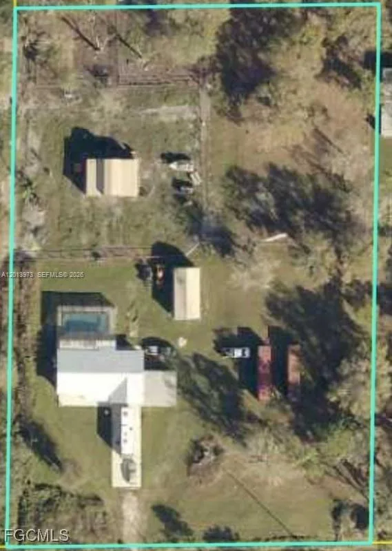 826 B Rd., La Belle, FL 33935 photo 3