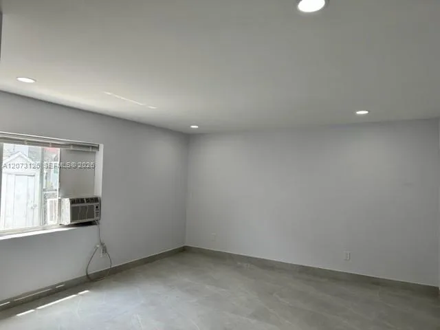 42 SE 10th Ter # 3, Dania Beach, FL 33004 photo 3