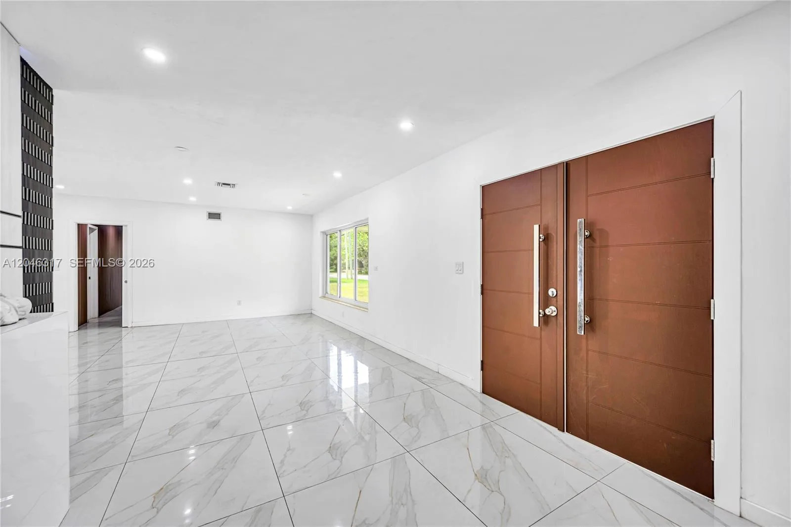 12525 SW 68th Ct, Pinecrest, FL 33156 photo 8