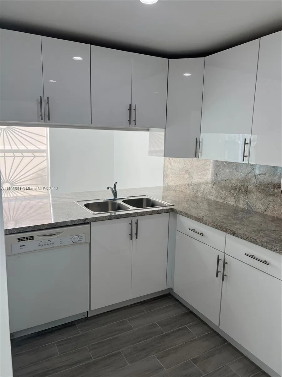2050 SW 122nd Ave # 22, Miami, FL 33175 photo 10