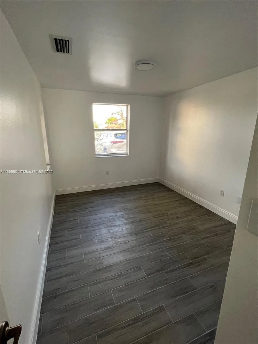 2050 SW 122nd Ave # 22, Miami, FL 33175 photo 12