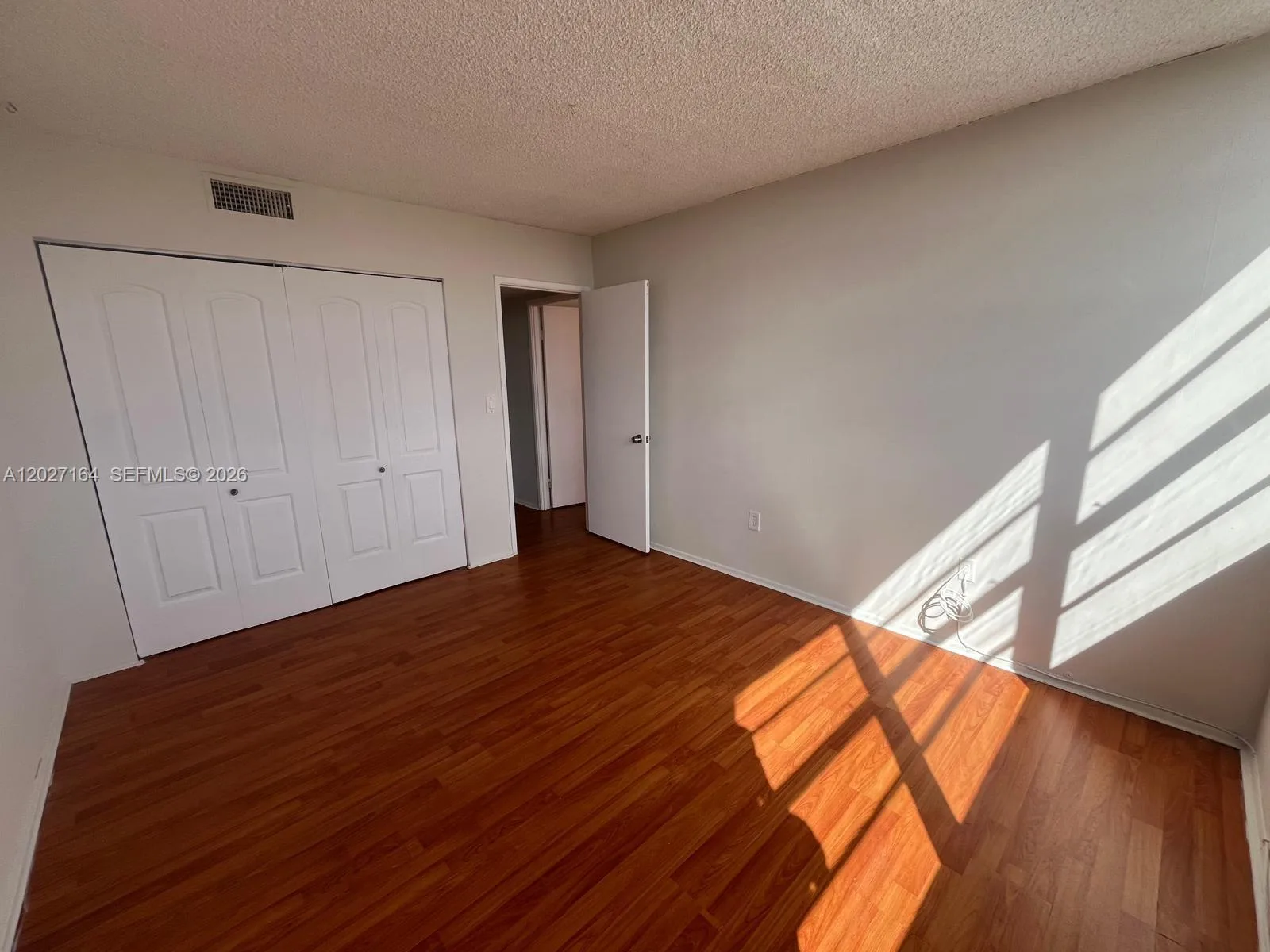 1351 NE Miami Gardens Dr # 1625E, Miami, FL 33179