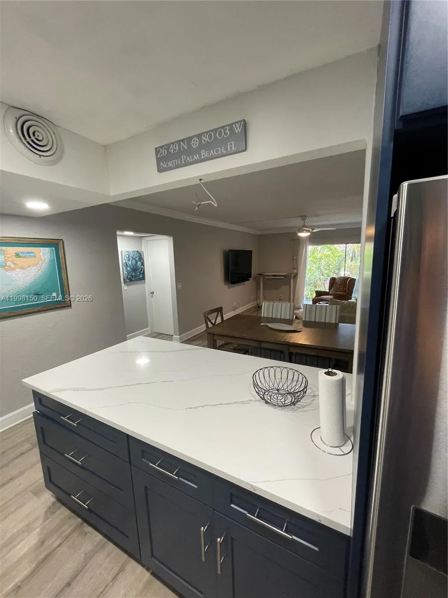 725 Hummingbird Way # 212, North Palm Beach, FL 33408 photo 8