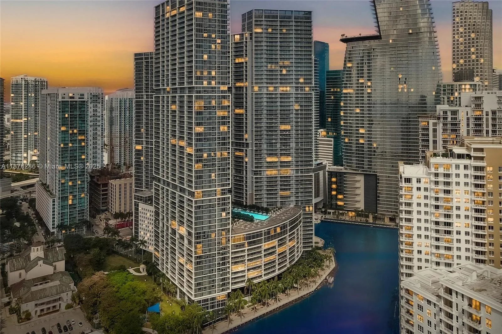 485 Brickell Ave # 2009, Miami, FL 33131