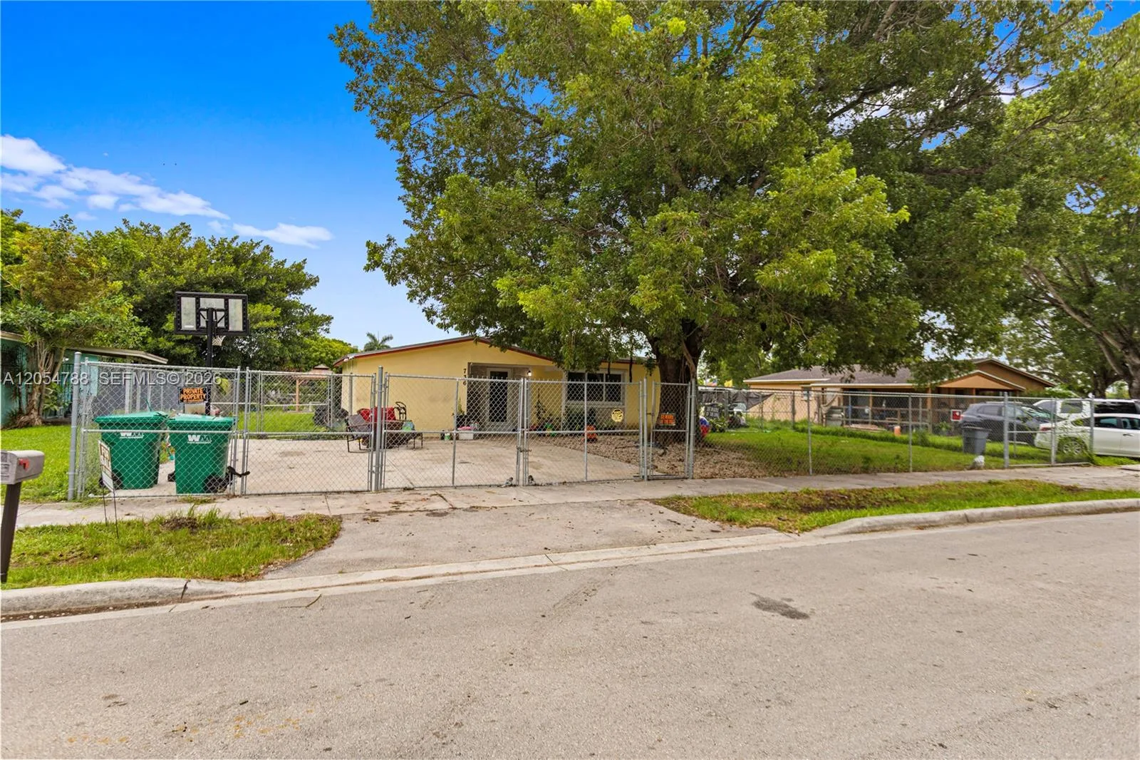 736 NW 8th, Florida City, FL 33034
