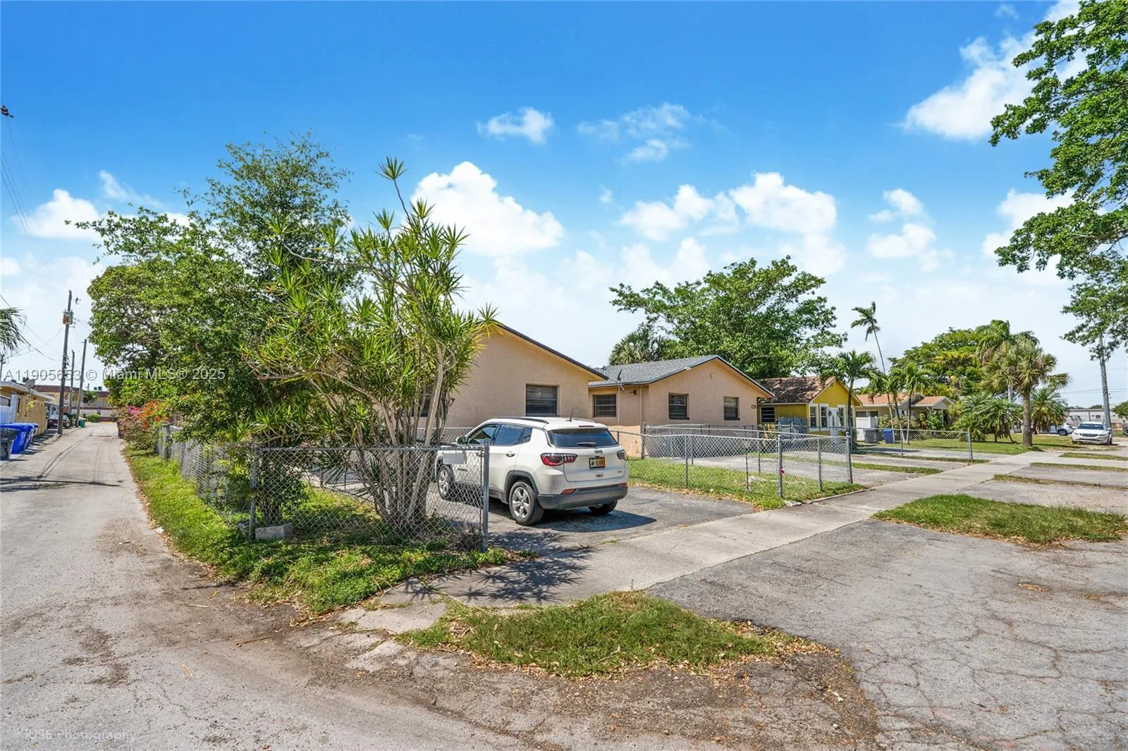 1734 N 16th Ct, Hollywood, FL 33020 — zdjęcie 2