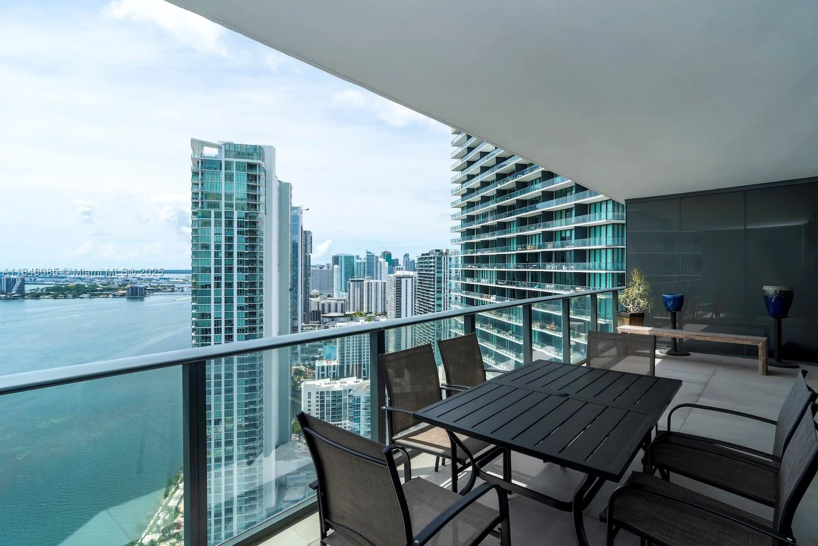 650 NE 32nd St # 4206, Miami, FL 33137