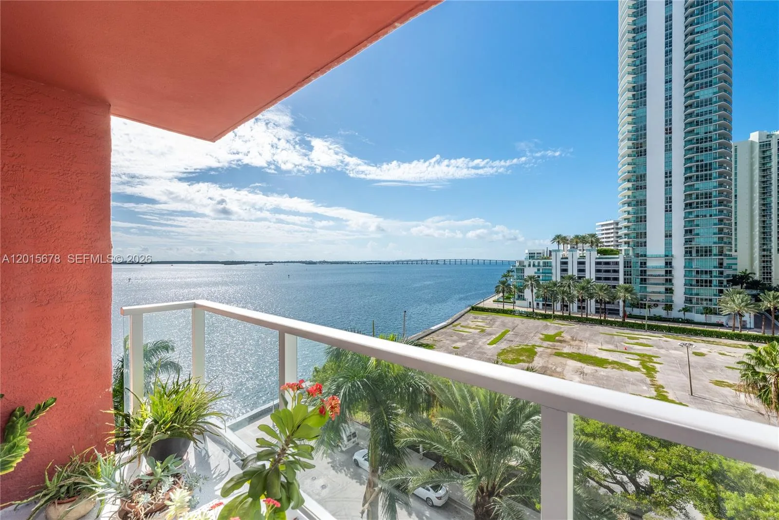 1155 Brickell Bay Dr # 609, Miami, FL 33131