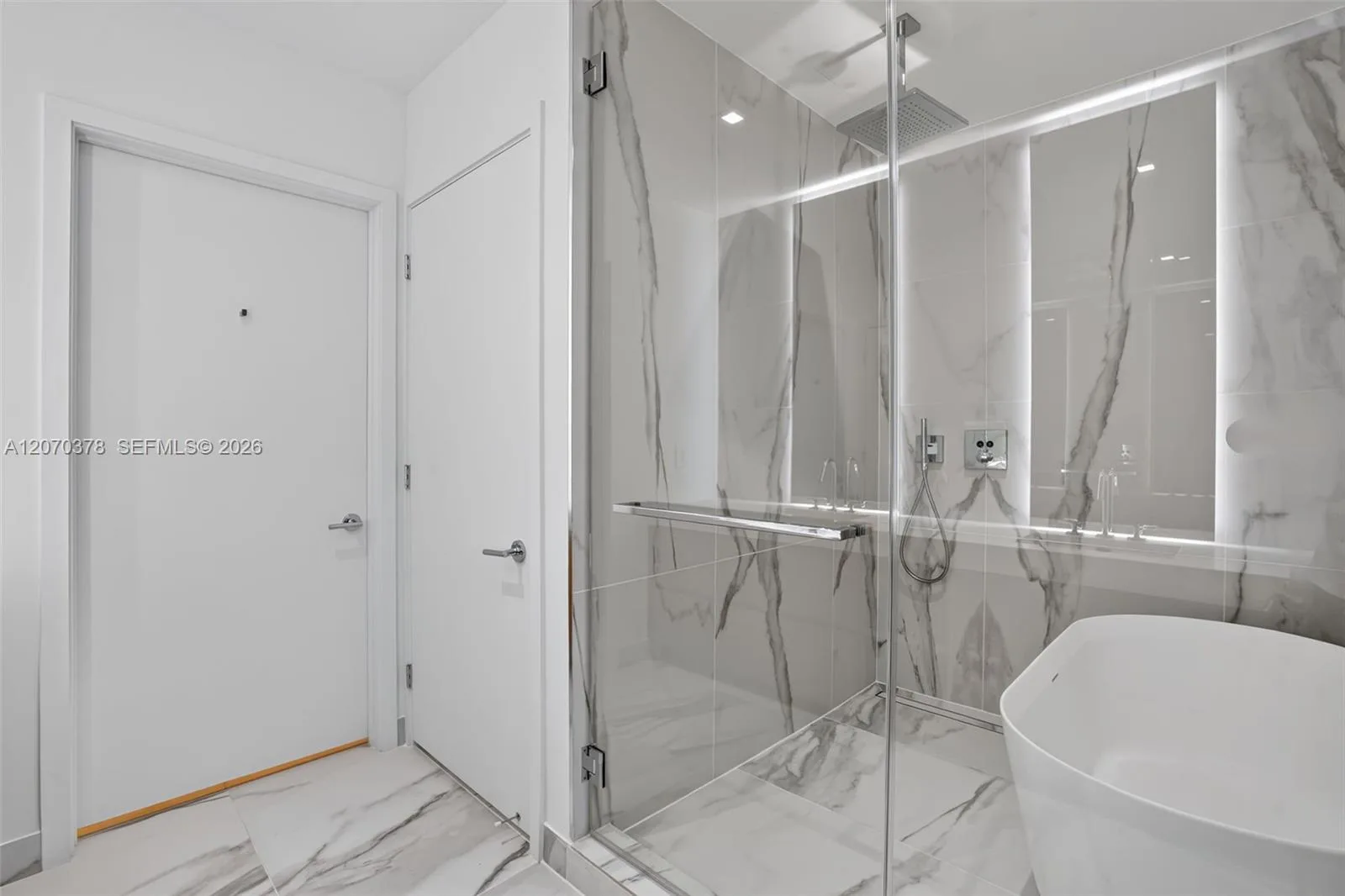 1400 Biscayne Boulevard # 1605, Miami, FL 33132 photo 12