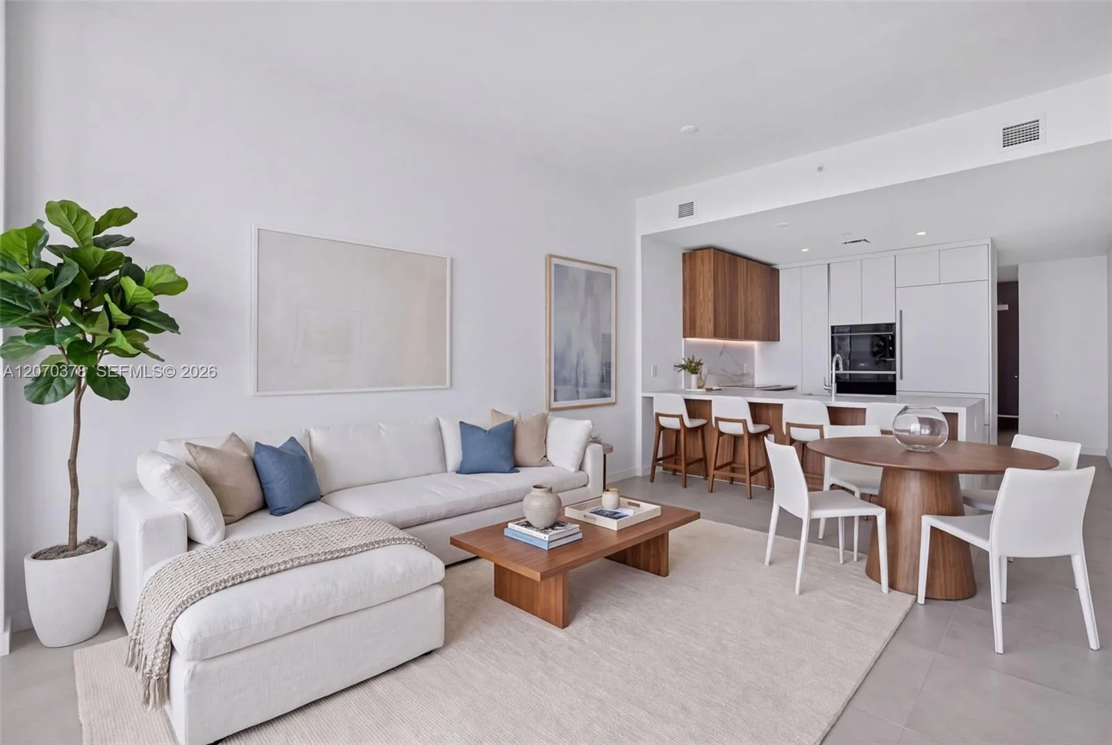 1400 Biscayne Boulevard # 1605, Miami, FL 33132 photo 4