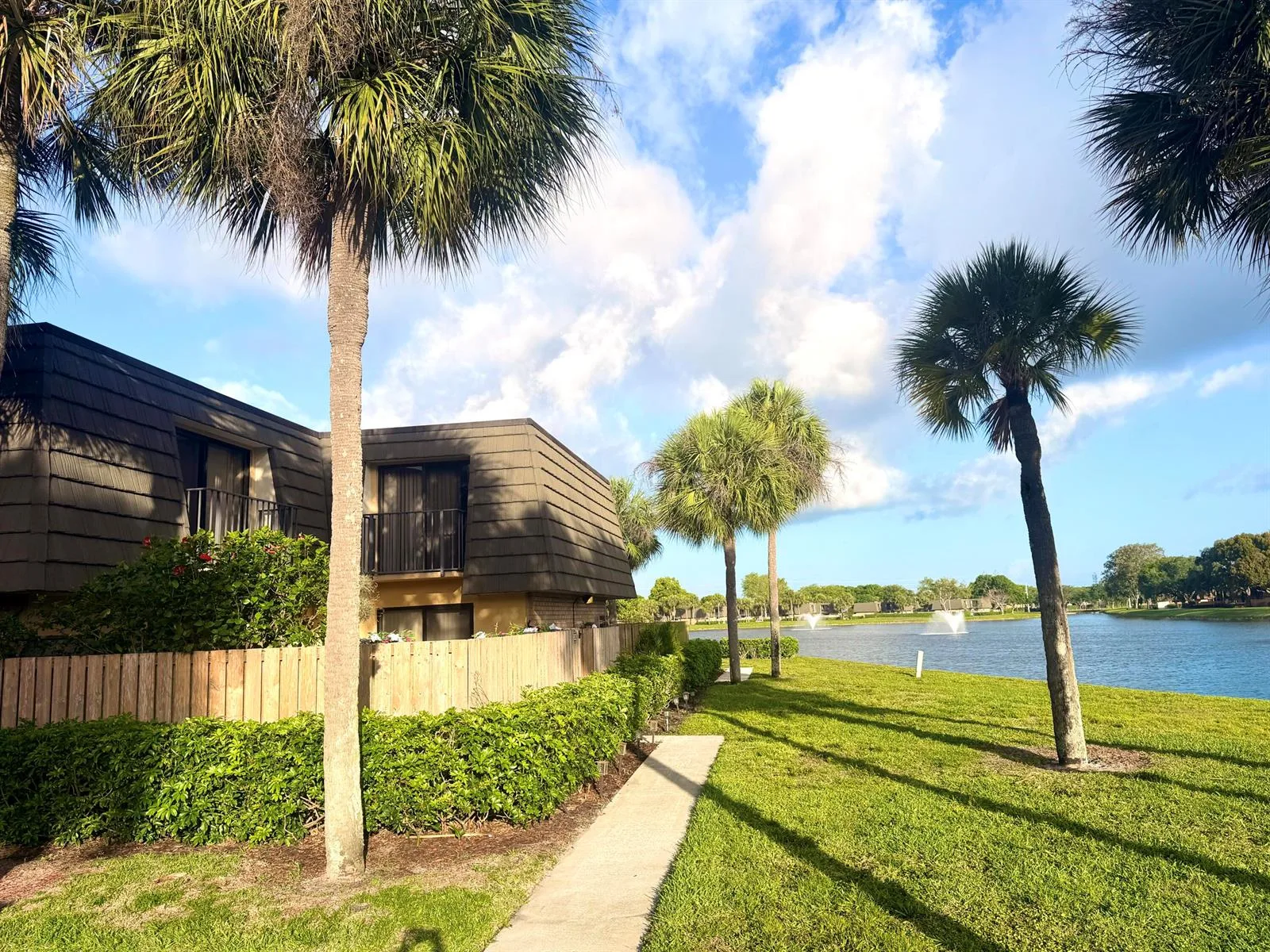 812 8th Way, West Palm Beach, FL 33407