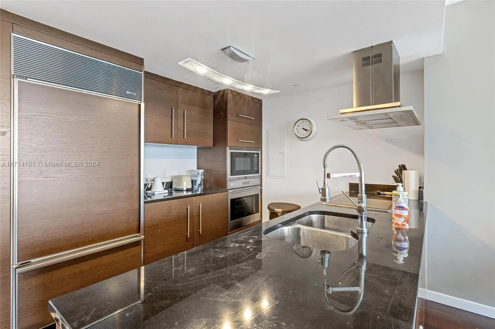495 Brickell Ave # 4805, Miami, FL 33131 photo 4