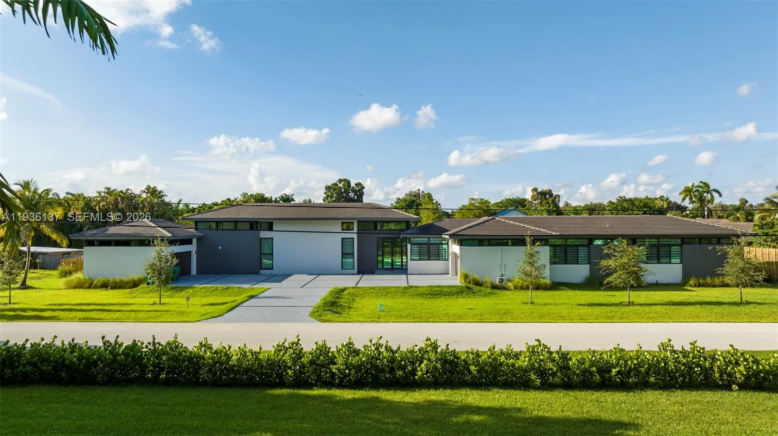 11911 NW 2 St, Plantation, FL 33325 photo 4