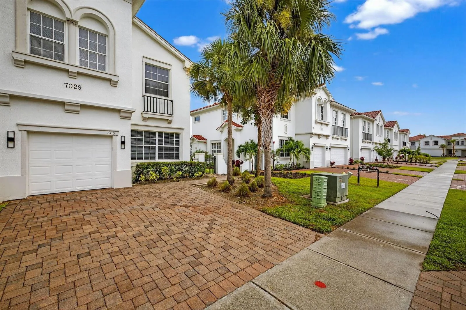 7029 Ambrosia Lane # 606, Naples, FL 34119